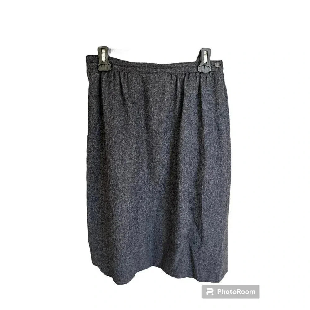 Vintage Pendleton 100% Virgin wool pencil skirt size 12 made in the USA